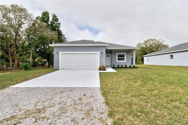 8675 101st Court, Vero Beach, FL 32967