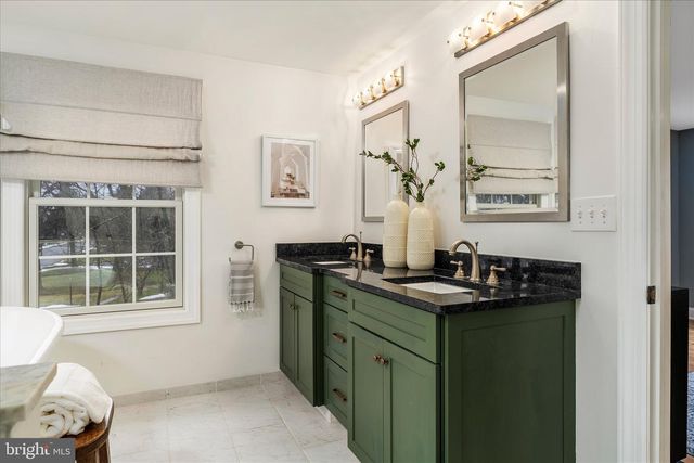 175 CEDAR LN, Princeton, NJ 08540