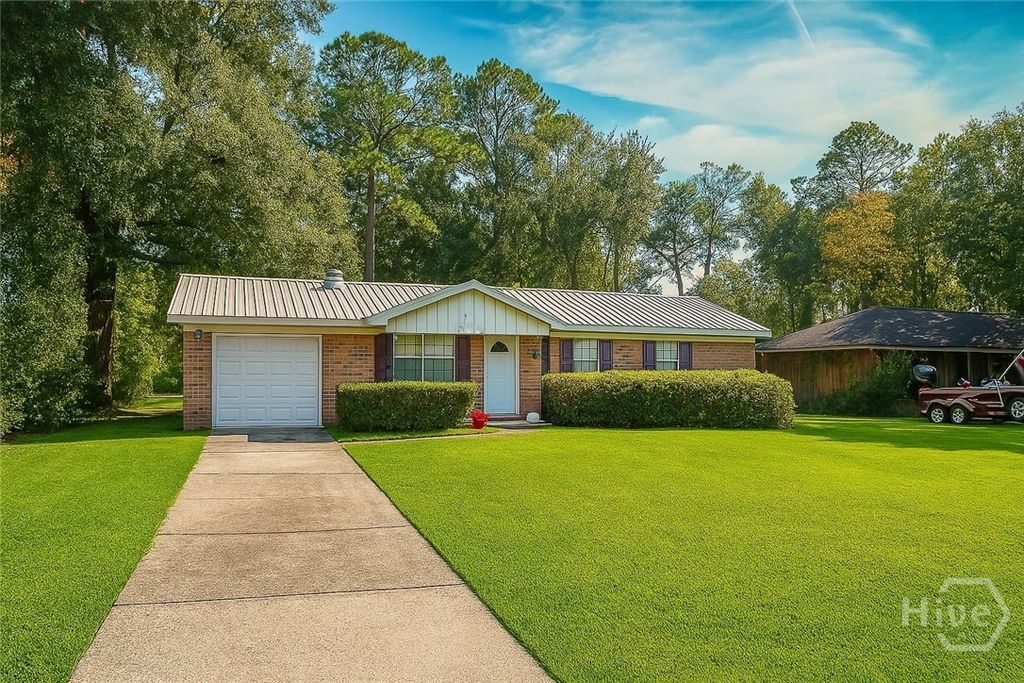 205 Whitehall Avenue, Rincon, GA 31326