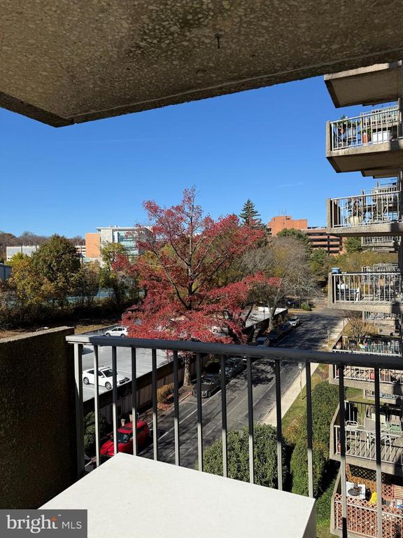 1001 City Ave Unit WB510, Wynnewood, PA 19096