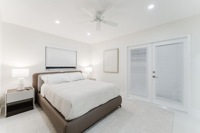 3199 NE 6th Drive, Boca Raton, FL 33431