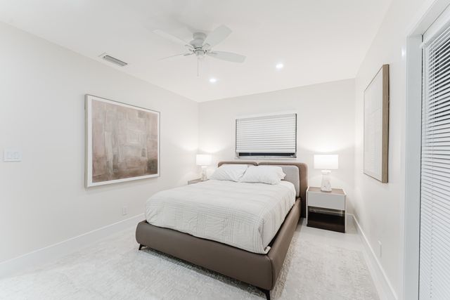 3199 NE 6th Drive, Boca Raton, FL 33431