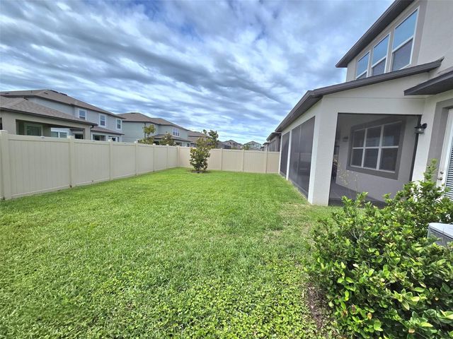 2950 ADAMS CROSS DRIVE, Zephyrhills, FL 33540