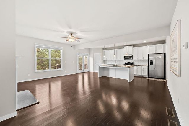 2415 Matlin Way, Buford, GA 30519