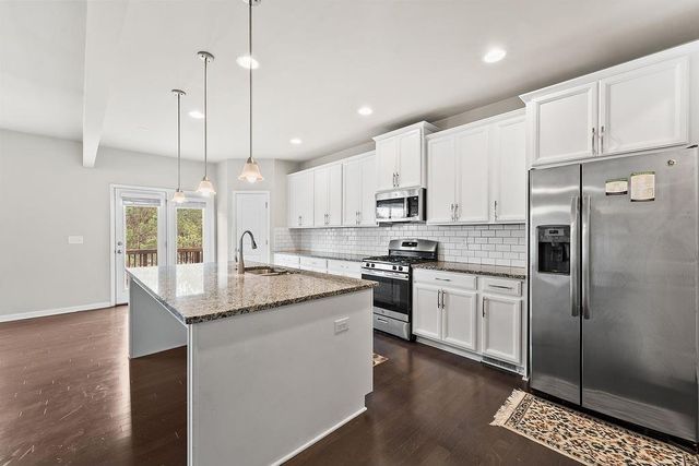 2415 Matlin Way, Buford, GA 30519