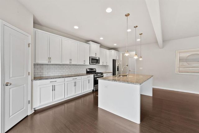 2415 Matlin Way, Buford, GA 30519