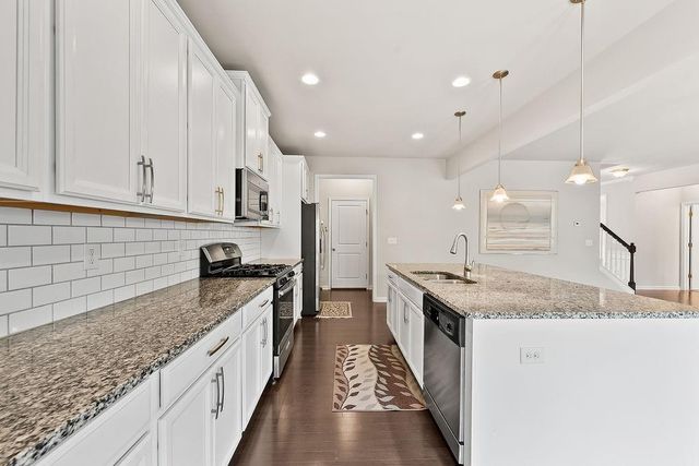 2415 Matlin Way, Buford, GA 30519