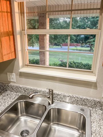 632 Country Meadows Road, Highlandville, MO 65669