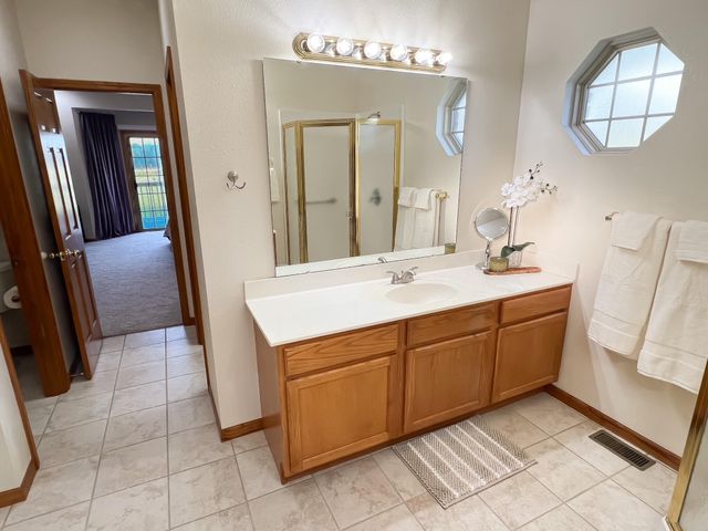 632 Country Meadows Road, Highlandville, MO 65669