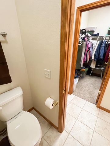 632 Country Meadows Road, Highlandville, MO 65669