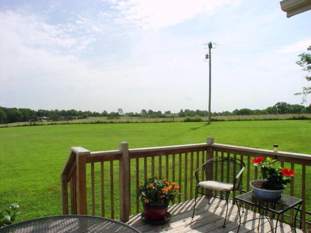 632 Country Meadows Road, Highlandville, MO 65669