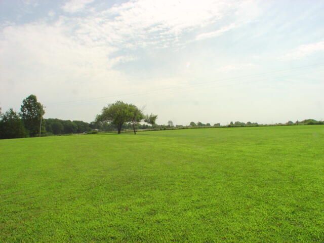 632 Country Meadows Road, Highlandville, MO 65669