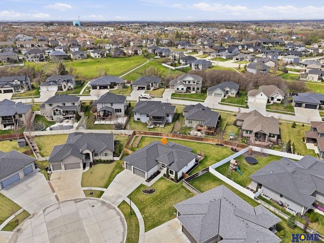 6516 Julia Circle, Lincoln, NE 68516