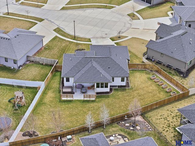 6516 Julia Circle, Lincoln, NE 68516