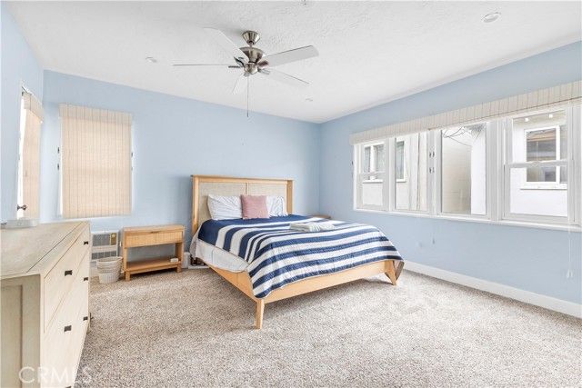 325 Grand Canal, Newport Beach, CA 92662