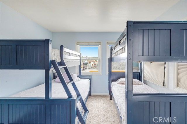 325 Grand Canal, Newport Beach, CA 92662