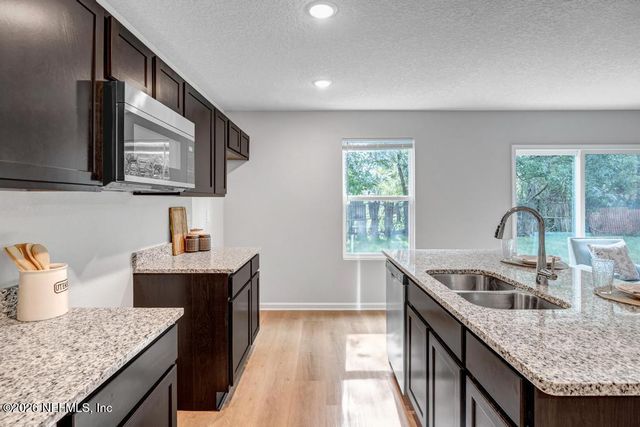 7853 LUEDERS Avenue, Jacksonville, FL 32208