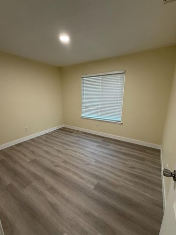 1909 Wagner Heights, Stockton, CA 95209