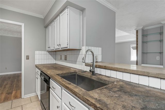 6016 CAMELOT Court, Montgomery, AL 36117