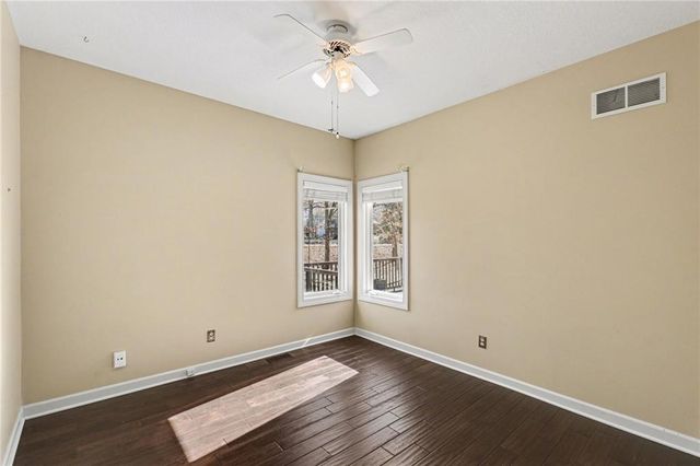 1130 NW Arrowhead Trail, Blue Springs, MO 64015