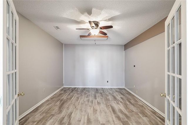 1130 NW Arrowhead Trail, Blue Springs, MO 64015