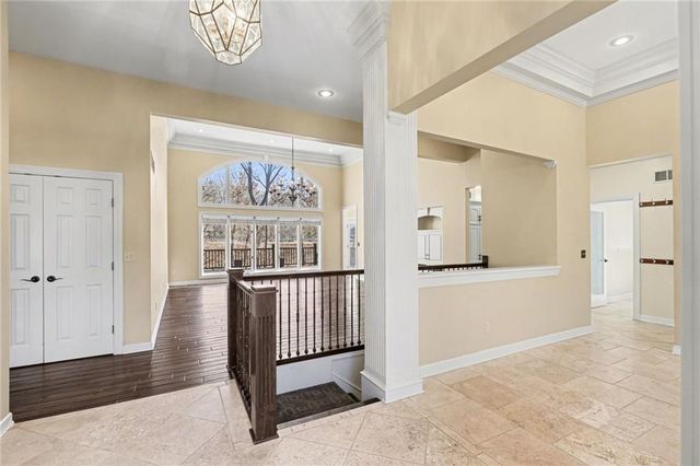 1130 NW Arrowhead Trail, Blue Springs, MO 64015