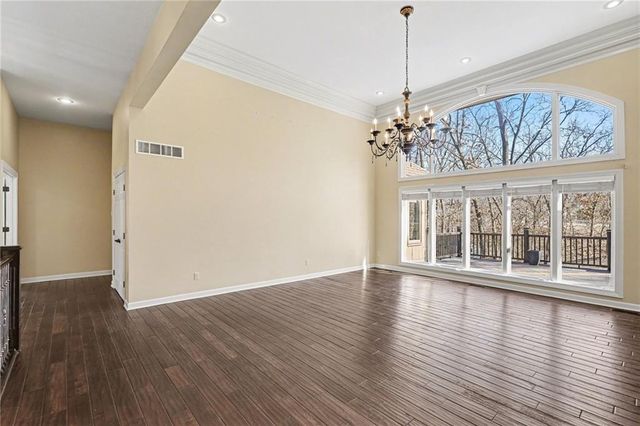 1130 NW Arrowhead Trail, Blue Springs, MO 64015