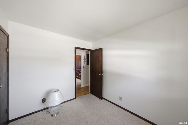 230 DEVRON Circle, East Peoria, IL 61611