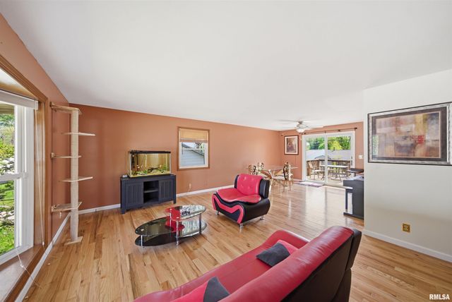230 DEVRON Circle, East Peoria, IL 61611