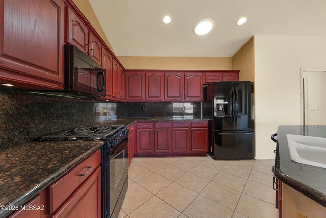 62363 E Amberwood Drive, Tucson, AZ 85739