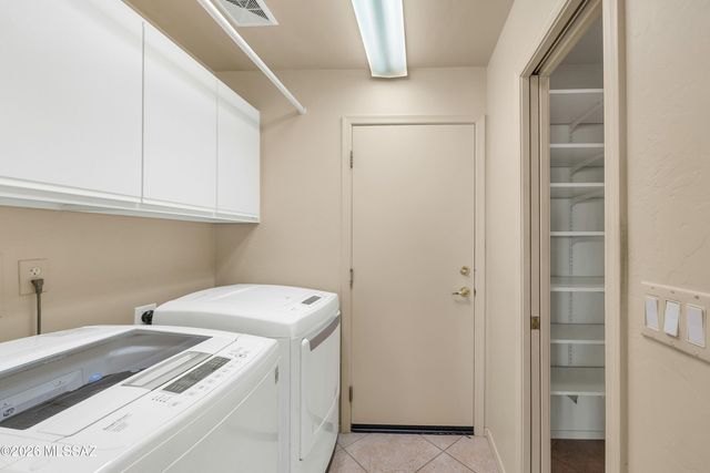 62363 E Amberwood Drive, Tucson, AZ 85739