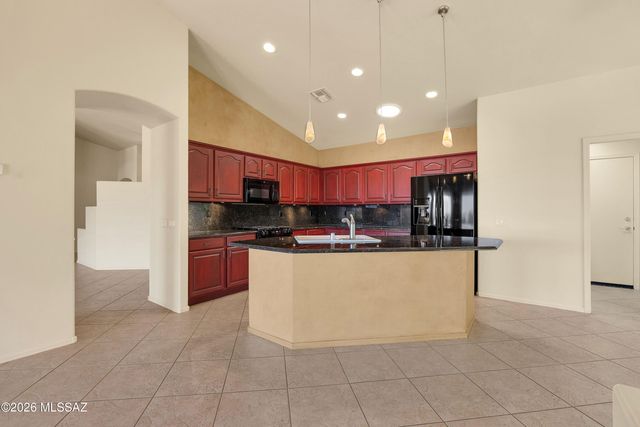 62363 E Amberwood Drive, Tucson, AZ 85739