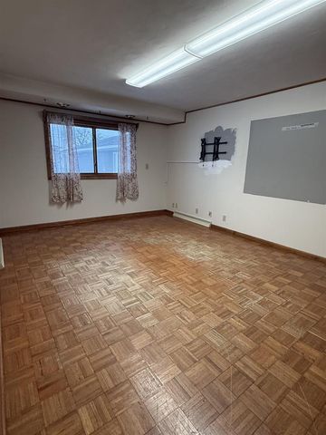 705 S Buchanan Street, Prairie Du Chien, WI 53821