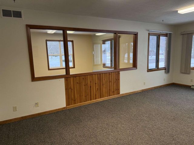 705 S Buchanan Street, Prairie Du Chien, WI 53821