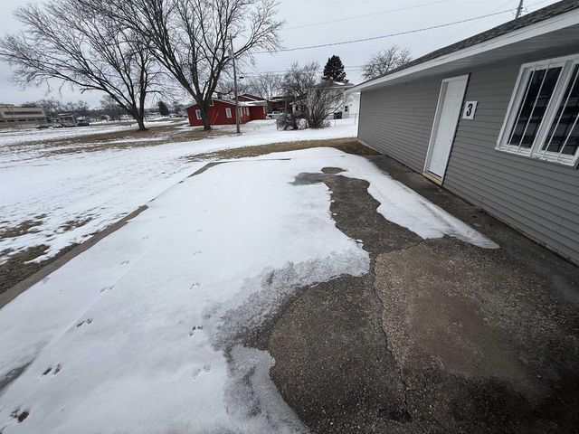 705 S Buchanan Street, Prairie Du Chien, WI 53821