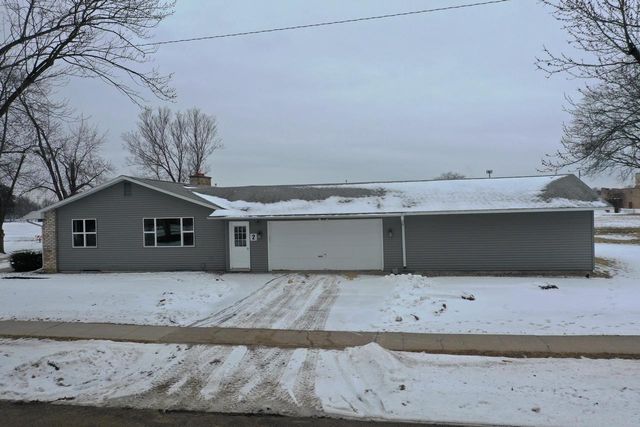 705 S Buchanan Street, Prairie Du Chien, WI 53821