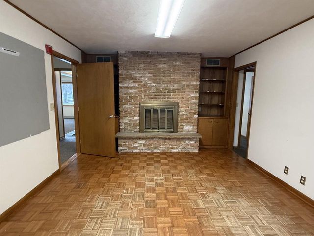 705 S Buchanan Street, Prairie Du Chien, WI 53821