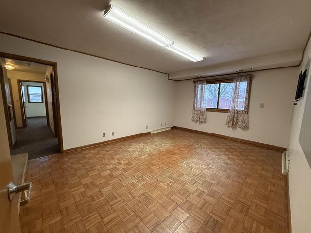 705 S Buchanan Street, Prairie Du Chien, WI 53821