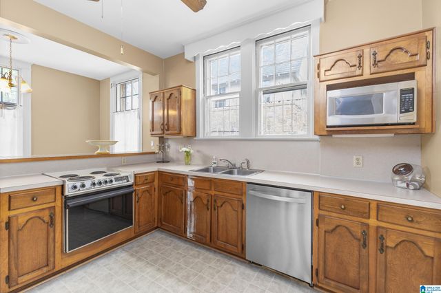 985 CONROY ROAD, Birmingham, AL 35222