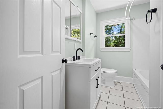 4452 Oakmont Circle, Fayetteville, NC 28311