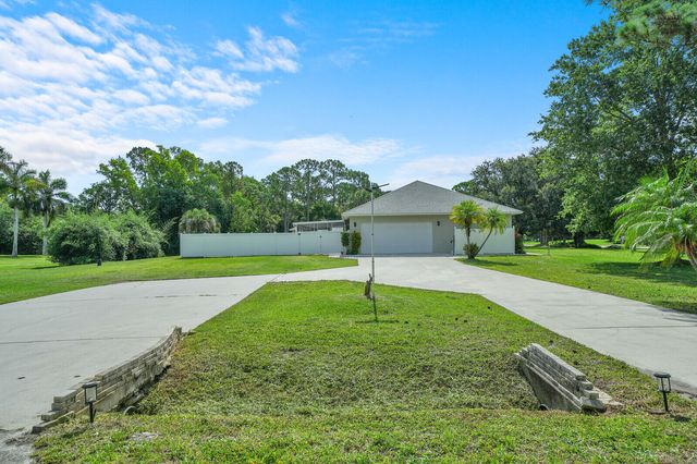 6681 140th Lane N, Palm Beach Gardens, FL 33418