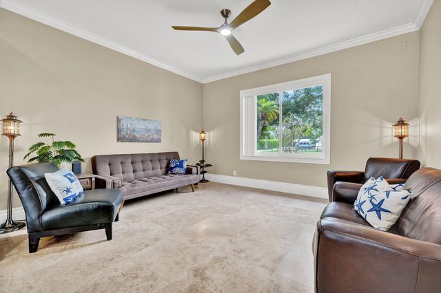 6681 140th Lane N, Palm Beach Gardens, FL 33418