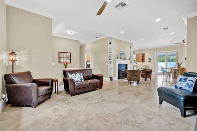 6681 140th Lane N, Palm Beach Gardens, FL 33418