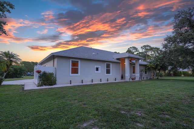 6681 140th Lane N, Palm Beach Gardens, FL 33418