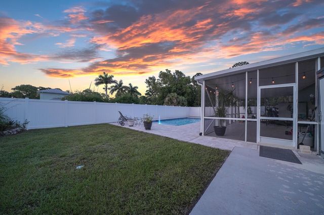 6681 140th Lane N, Palm Beach Gardens, FL 33418