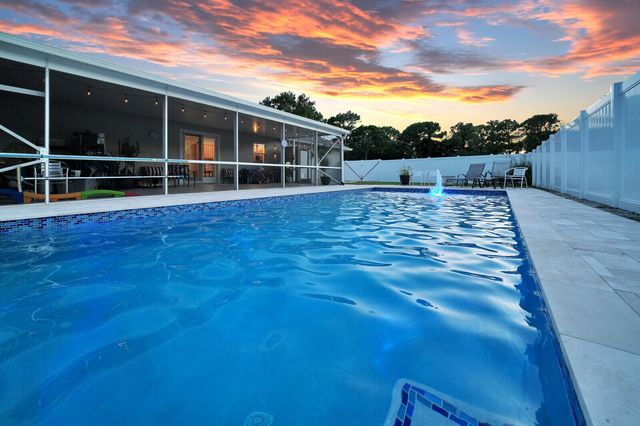 6681 140th Lane N, Palm Beach Gardens, FL 33418