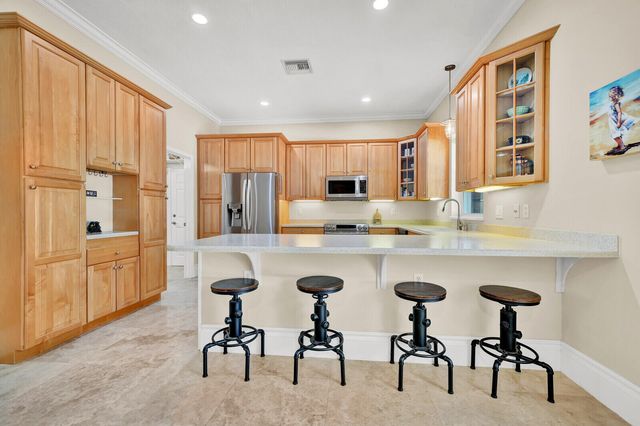 6681 140th Lane N, Palm Beach Gardens, FL 33418