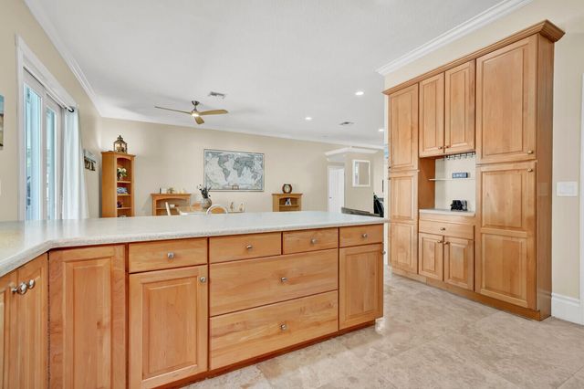 6681 140th Lane N, Palm Beach Gardens, FL 33418