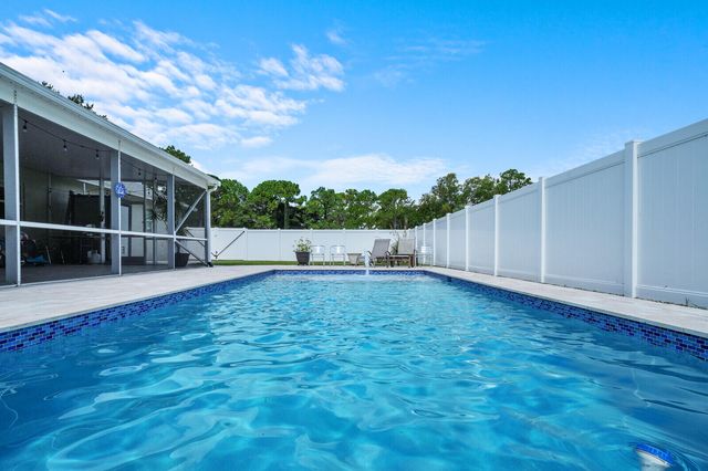 6681 140th Lane N, Palm Beach Gardens, FL 33418