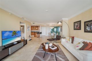19400 Turnberry Way 922, Aventura, FL 33180